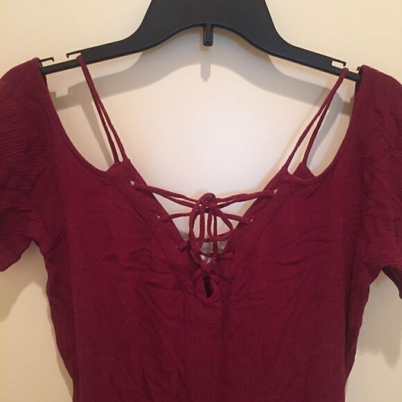 Chloe & Katie Cold Shoulder Lace Up Front Romper - Picture 3 of 6